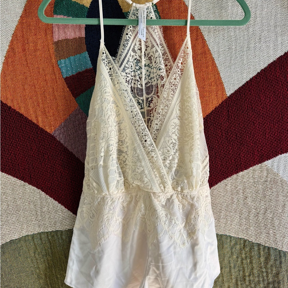 Flora Nikrooz Boho Bridal Lace Cream Romper XS